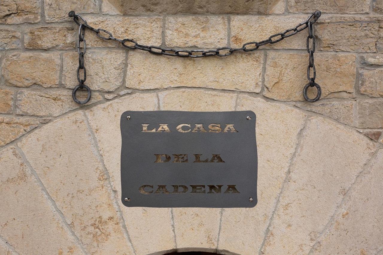 Casa De La Cadena Guest House Asiain Exterior photo
